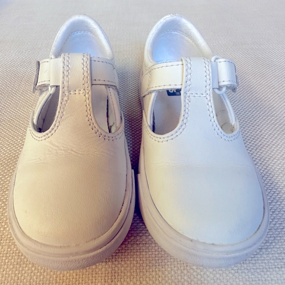 VGUC Girls Keds